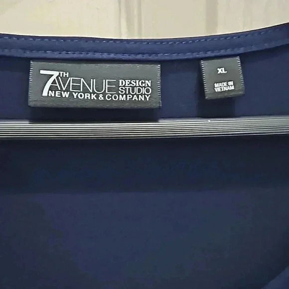 7th Avenue Navy Ruffle Lace Capped Sleeve Blouse Size XL - Picture 3 of 6